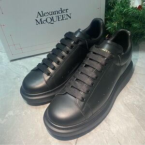 Alexander McQueen men's sneakers💕